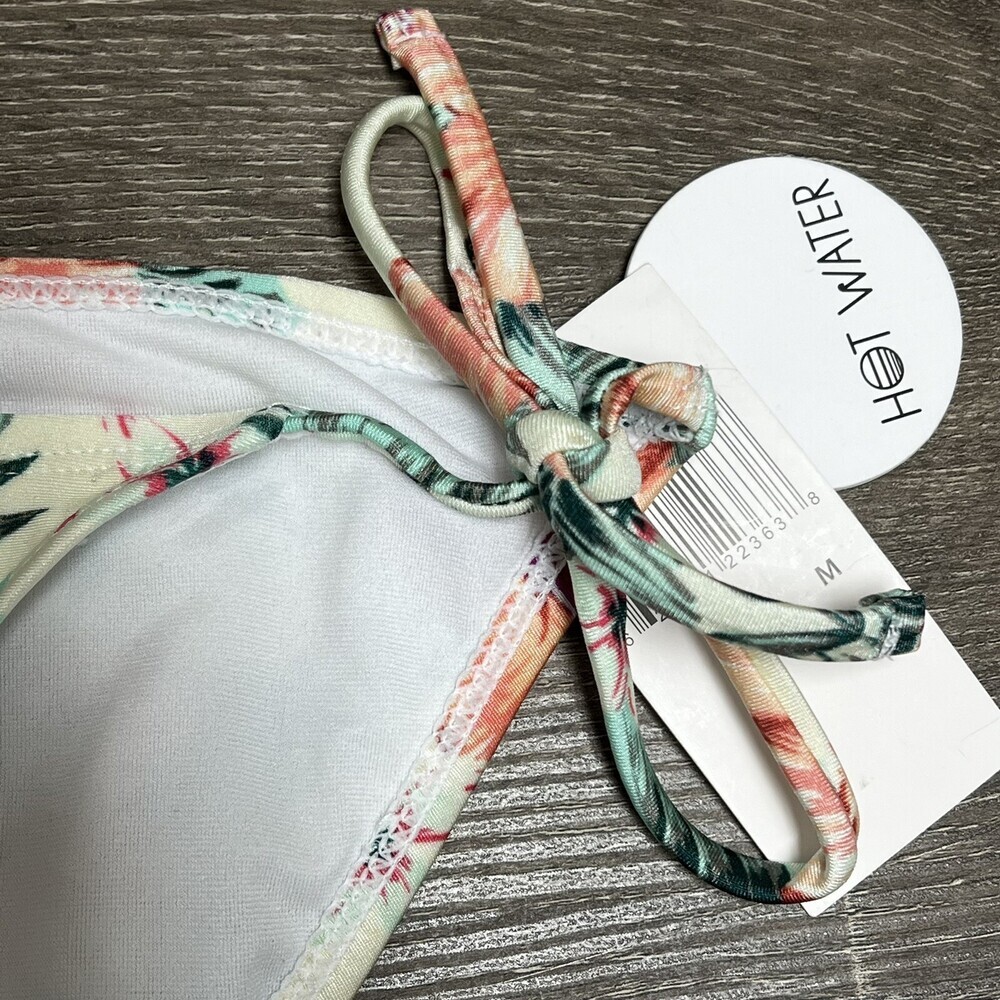 NWT Hot Water String Bikini Bottoms Jrs Medium fits Small Wild Flower Side Tie - Picture 3 of 9